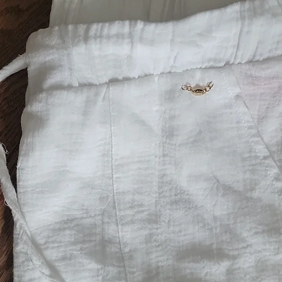 Betsy Johnson NWT Gauze Cargo Pants - Picture 2 of 6